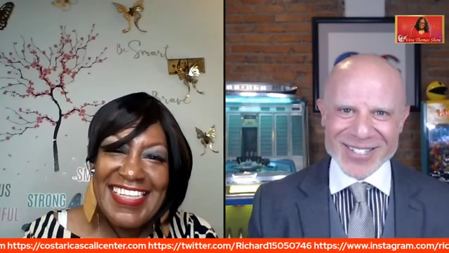 Vera-Thomas-Show-guest-telesales-expert-Richard-Blank-Costa-Ricas-Call-Center-4-291aa4e18028c3cb35213e20da7e8f02