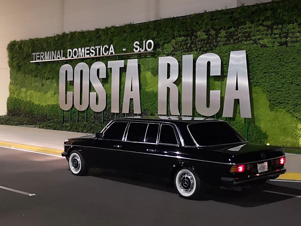 A-SJO-COSTA-RICA-INTERNATIONAL-AIRPORT-limo-3cd95481be7d6a1b4bea04c90e0b50f5