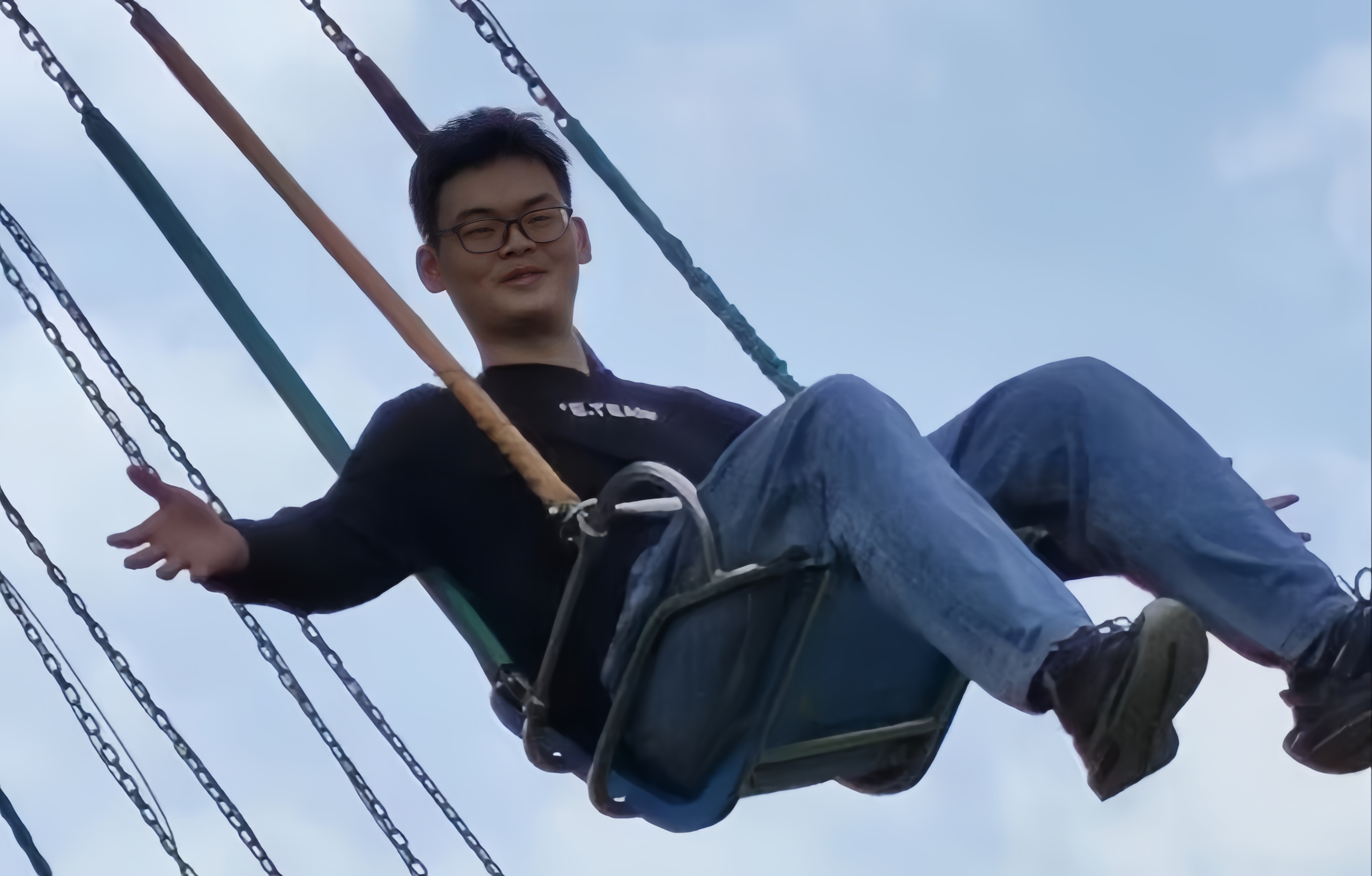 me_photo-vmake-f645d65b1eb78bf99bdfc07f52127fa5
