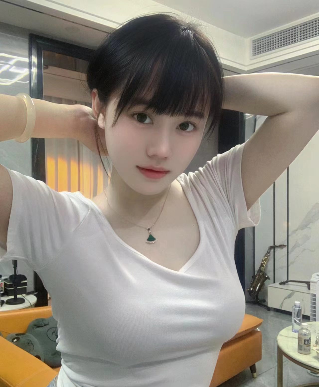 2-2-cbe1e13c9899502fba48f621bd83369c
