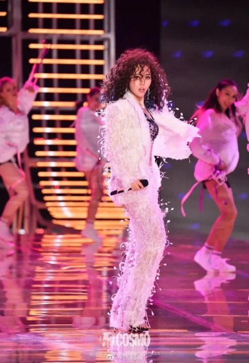 fm=173&fmt=auto&h=932&img JPG=&s=6E14068F0A0104CE2D05C6F903006017&u=1910194804,2197749825&w=640