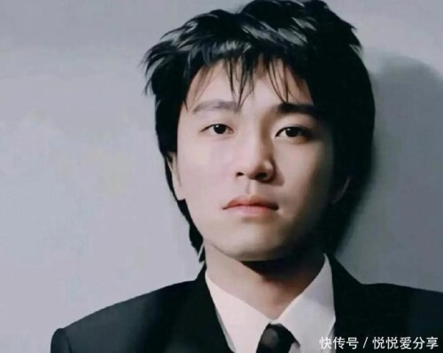 R C.4b133ccc6c96d1c493d89b118552