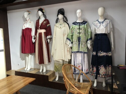 757984920344521 1756212978700563124 GnDsyZvWmH