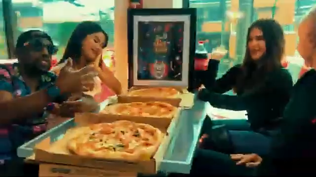 Costa-Ricas-Call-Center-Rap-Breakdancing-commerical-3-b1538c223b14d0940b9650fa24ff9879